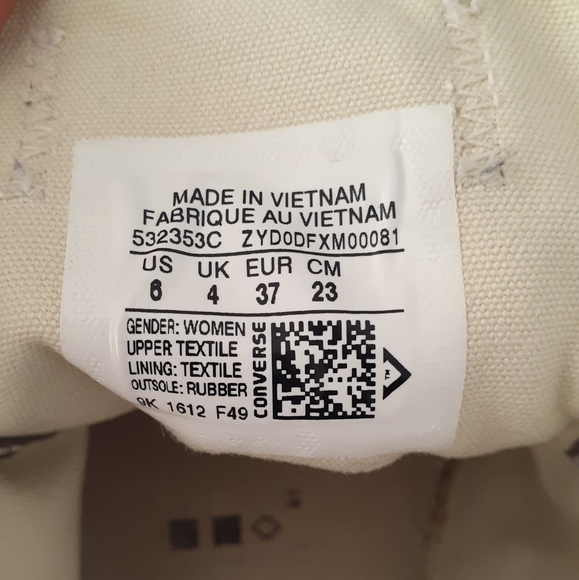 Converse - Picture 4 of 7